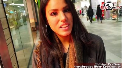 Deutsche Novato Latina Teen im Shoppingcenter abgeschleppt und POV gefickt mit viel sperma