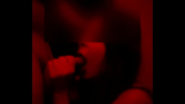 Natalia dando su primer mamada como hotwife