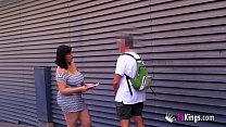 Nataly takes it to the streets in Barcelona to hunt a rookie to fuck. An ode to the curvy woman